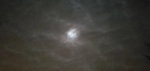 Moon through Smartphone: Compensating for Clouds