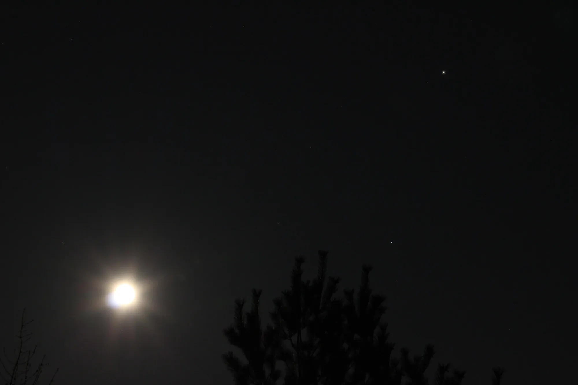 Moon, Jupiter, and Spica – April 2017