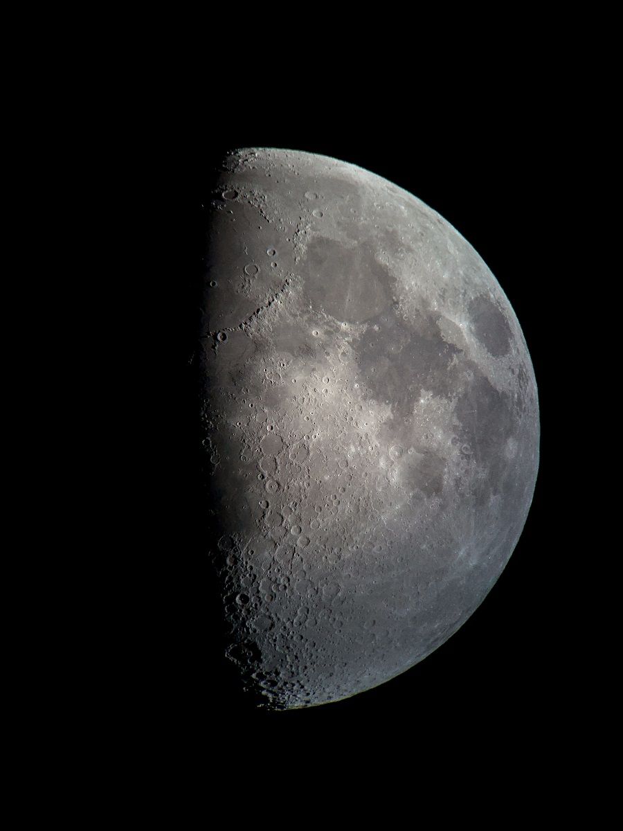 Well-Framed Early Waxing Gibbous Moon, May 2020